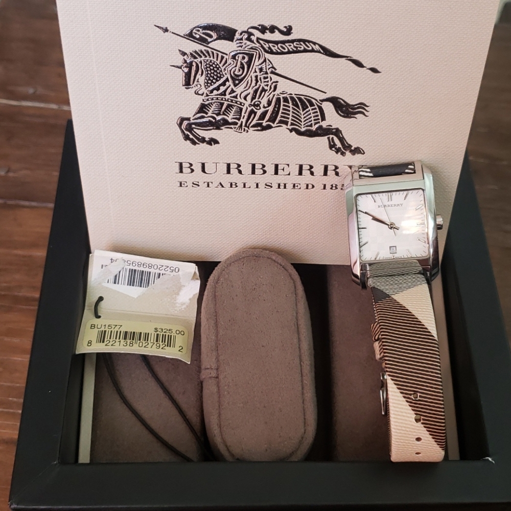 Burberry Watch - Picture 4 of 5